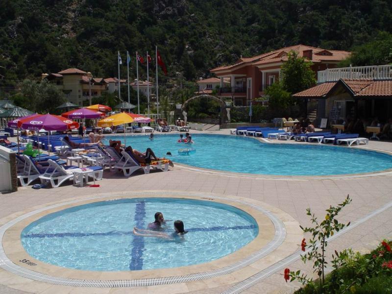 Oren Hill Apart Hotel