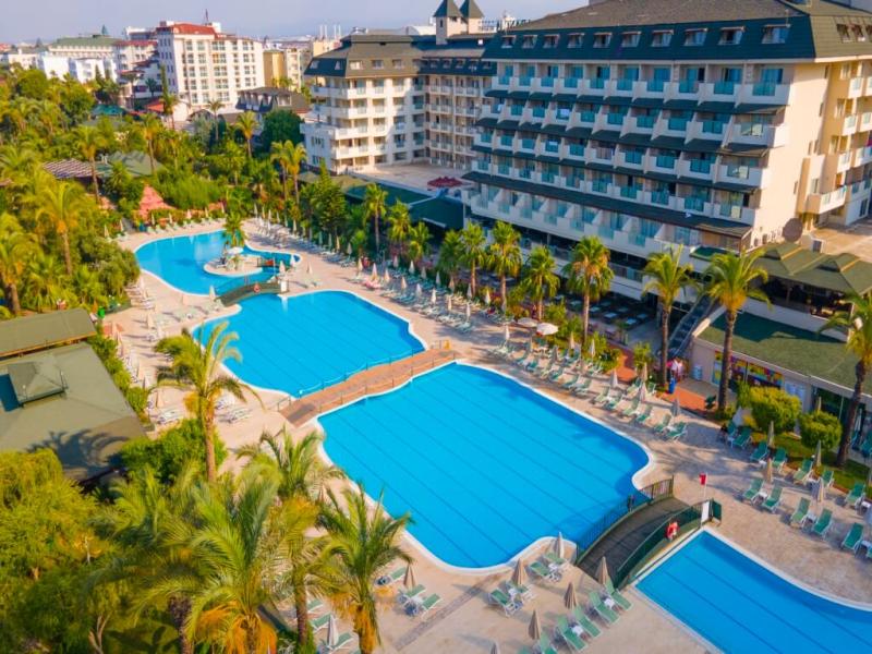 MC Arancia Resort Hotel