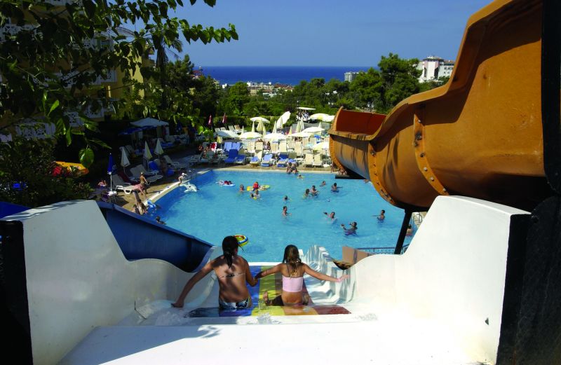 ACG Hotels Orient Family