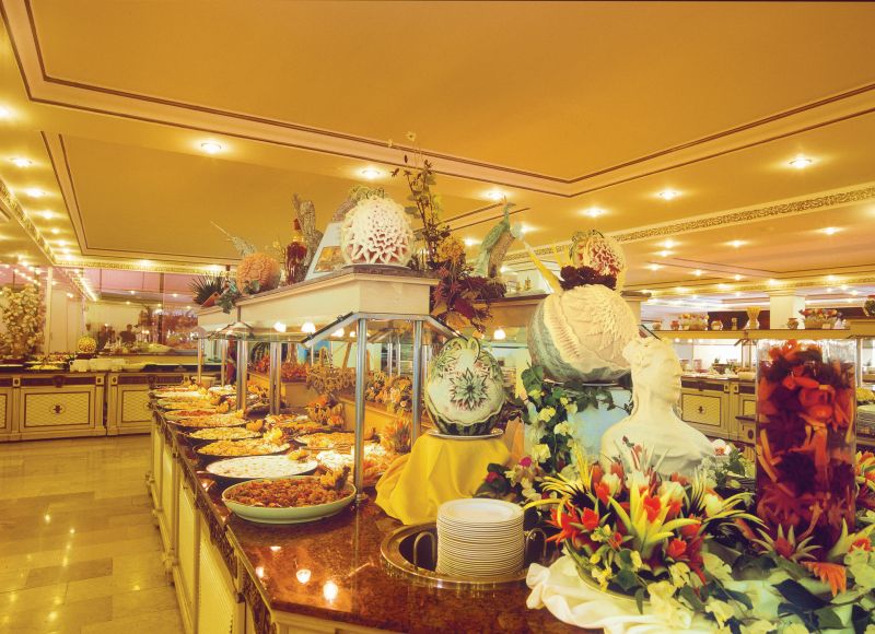 ACG Hotels Orient Family