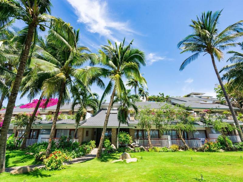 Oriental Pearl Resort & Spa