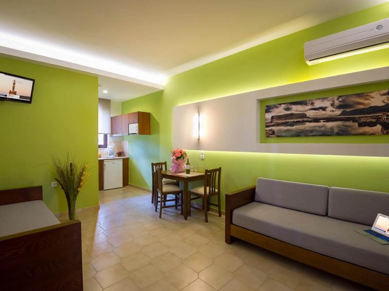 Oscar Suites & Village