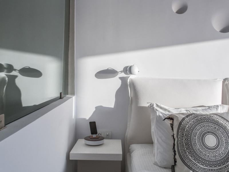 Ostraco Hotel & Suites