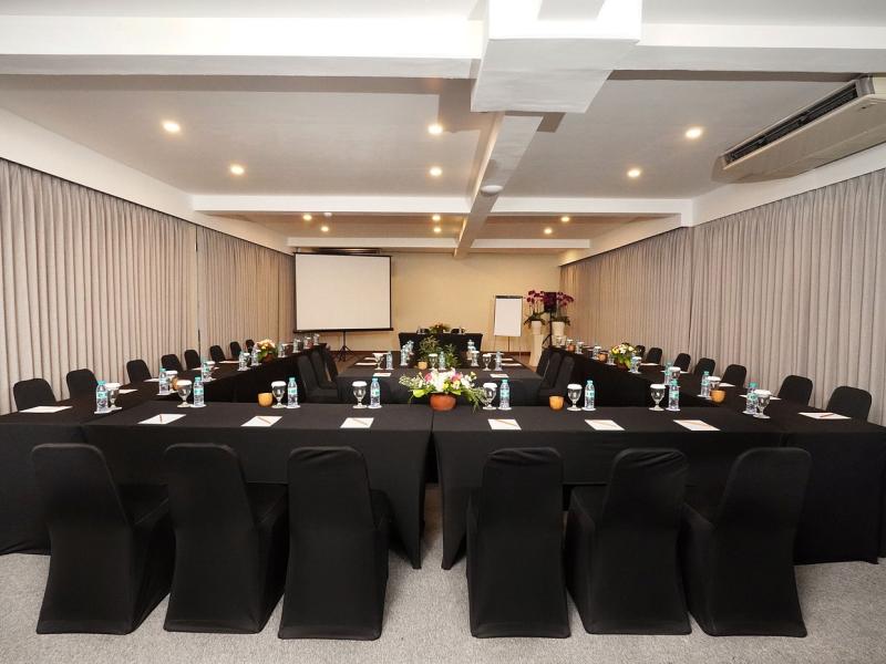 FuramaXclusive Ocean Beach