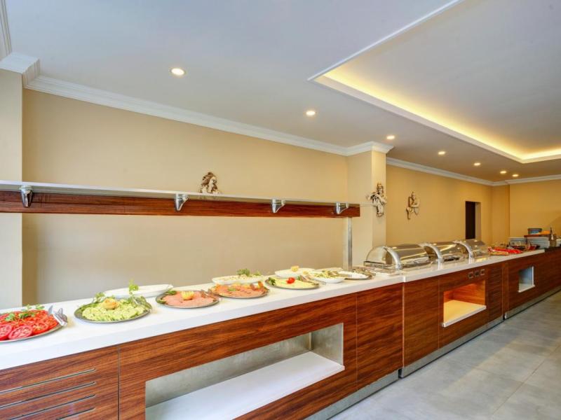 Miss Cleopatra Hotel