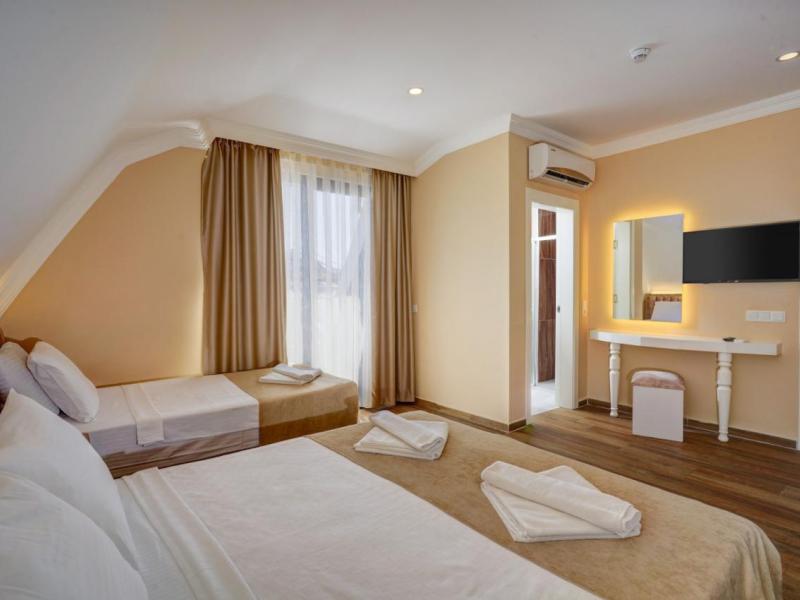 Miss Cleopatra Hotel