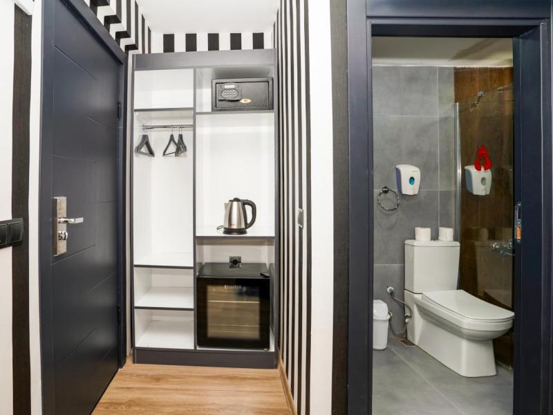 Miss Cleopatra Hotel