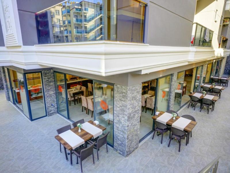 Miss Cleopatra Hotel