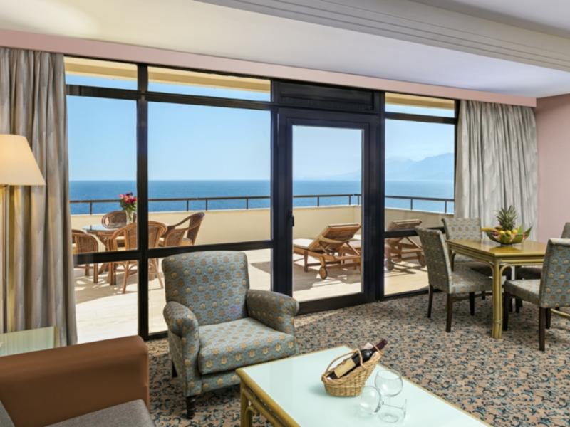 Ozkaymak Falez Hotel