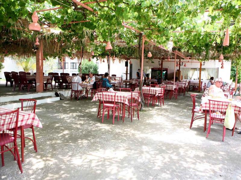 Pachis Beach Hotel