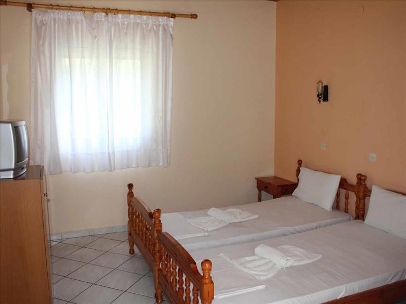 Pachis Beach Hotel