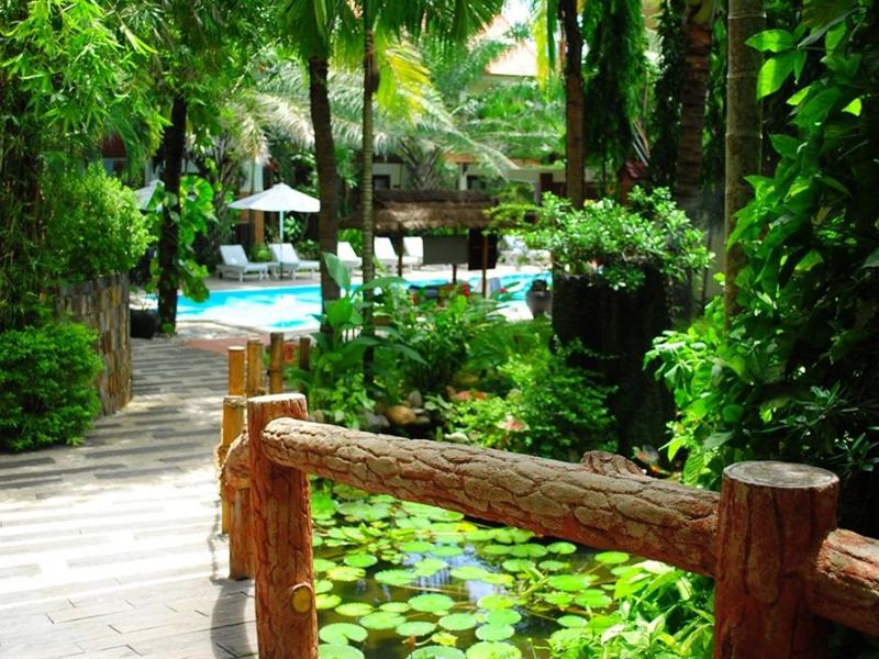 Mercure Hoi An Royal