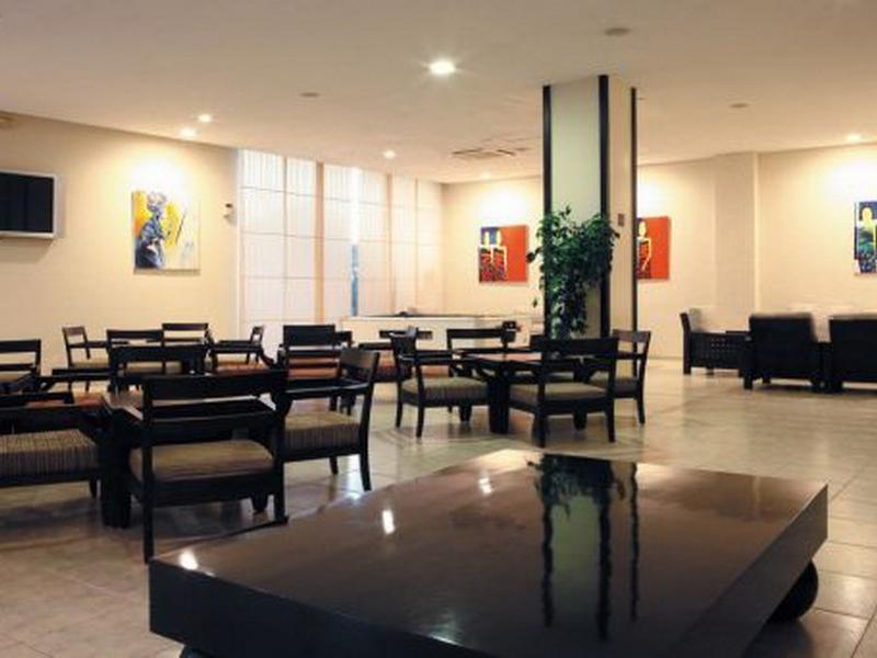 Azuline Hotel Pacific