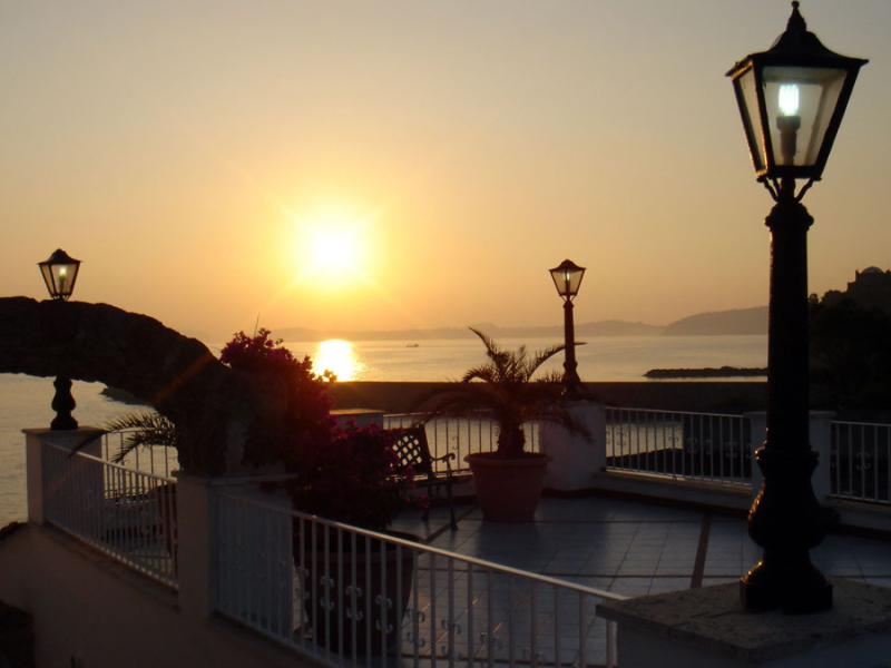 Pagoda Hotel & Residence