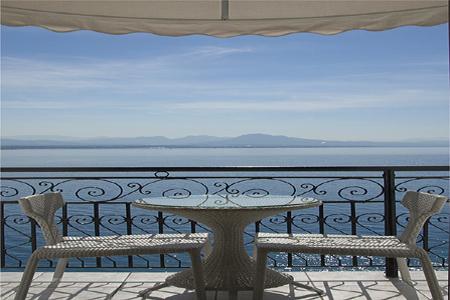 Loutraki Palace