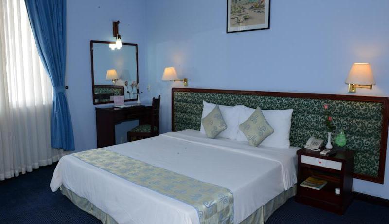 Arc En Ciel Hotel Thien Hong