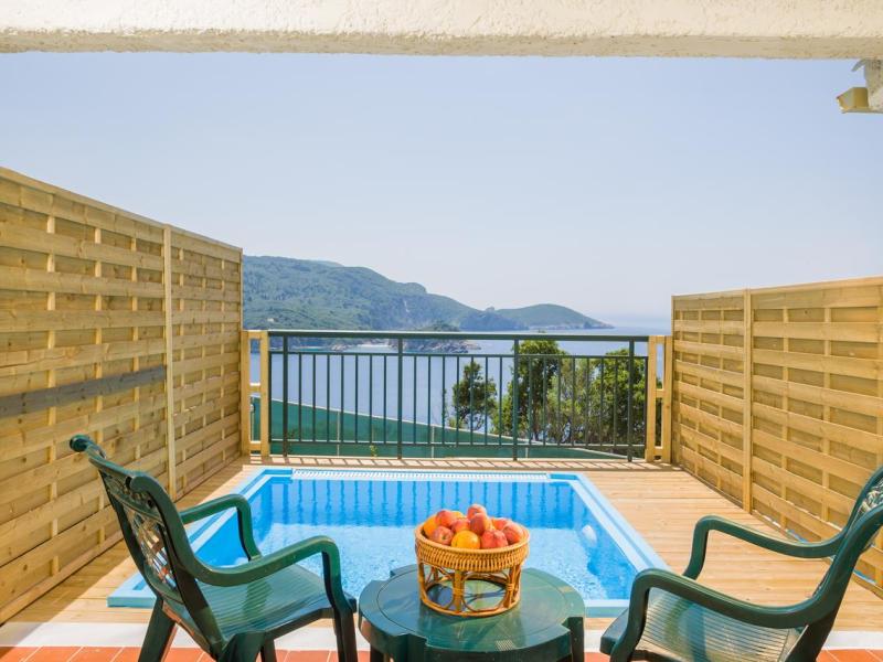 Paleo ArtNouveau Hotel