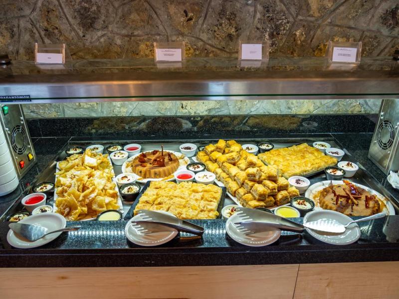 Paleo ArtNouveau Hotel