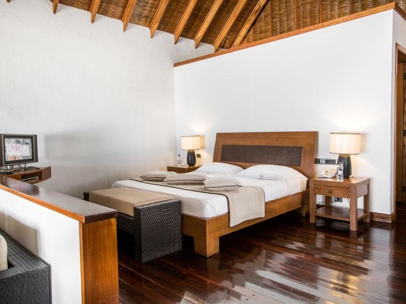 Palm Beach Island Resort & Spa