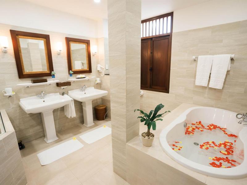 Palm Garden Beach Resort & Spa