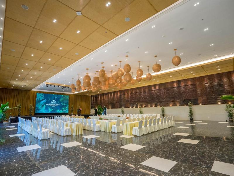 Palm Garden Beach Resort & Spa