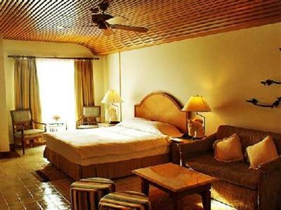 Palm Springs Lodge & City Resort