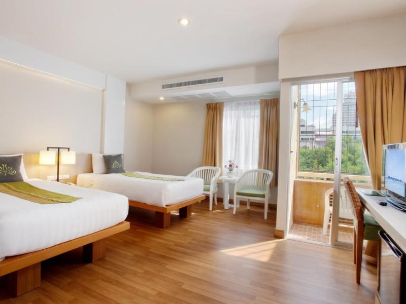 Palmyra Patong Resort