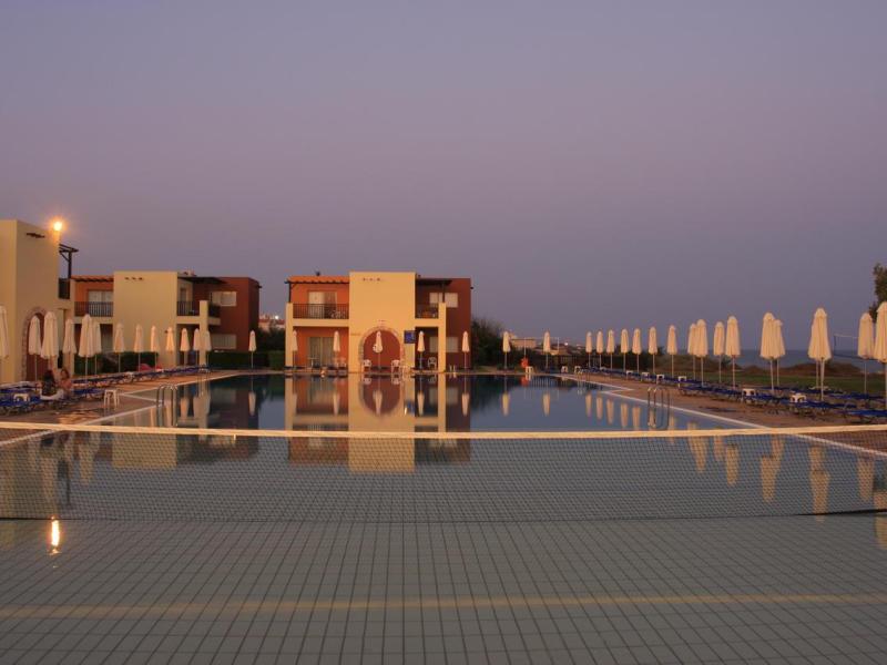 Panas Holiday Village