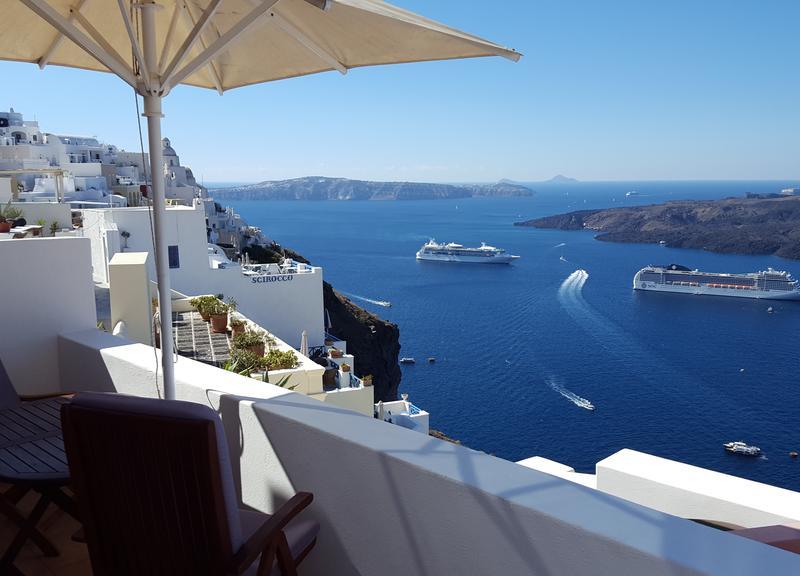 Panorama Studios & Suites