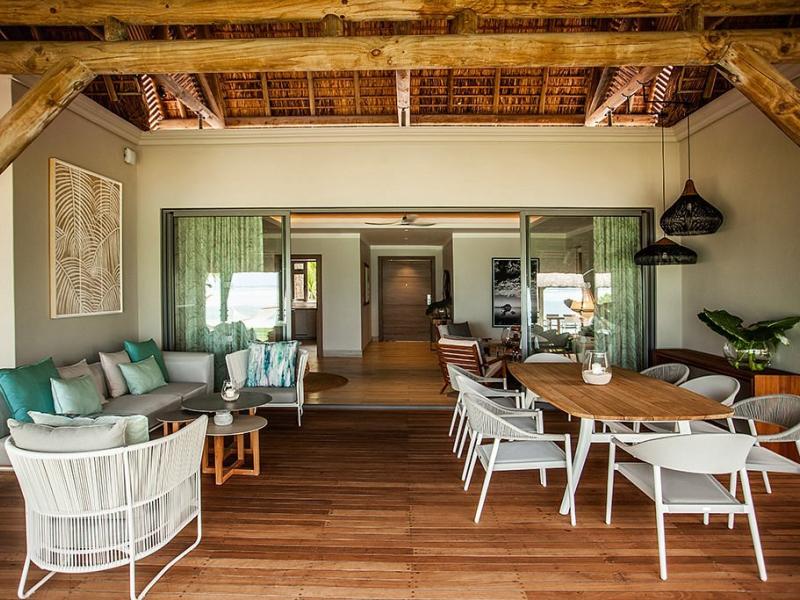 Paradis Beachcomber Golf Resort & Spa