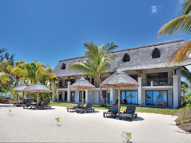 Paradis Beachcomber Golf Resort & Spa