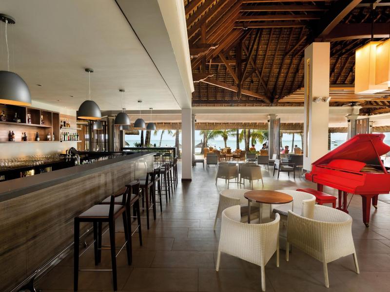 Paradis Beachcomber Golf Resort & Spa