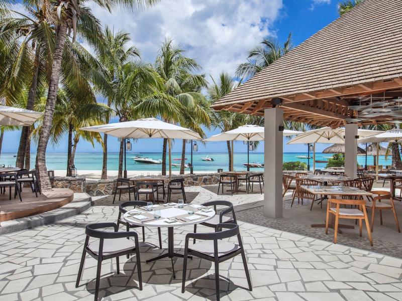 Paradis Beachcomber Golf Resort & Spa