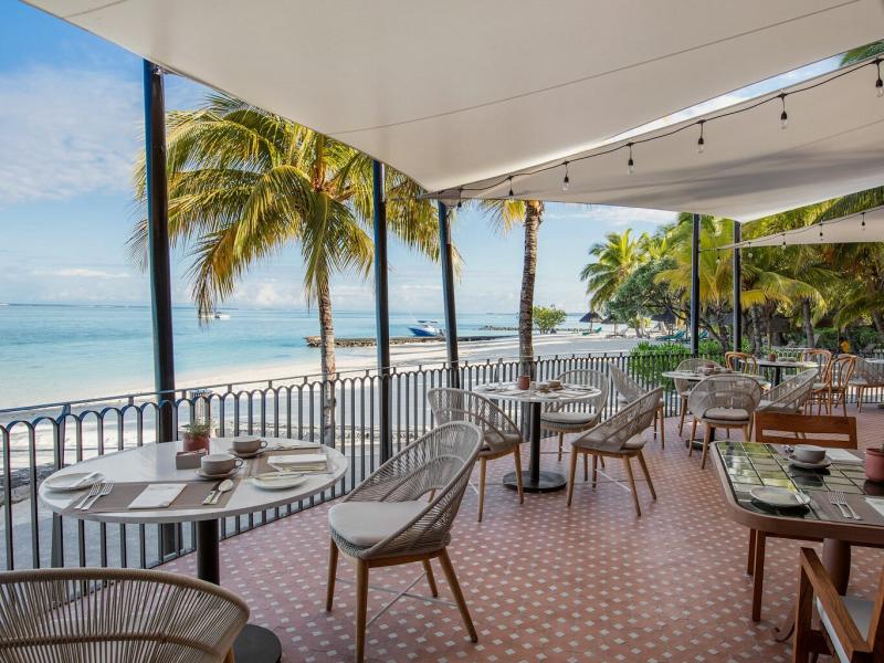 Paradis Beachcomber Golf Resort & Spa