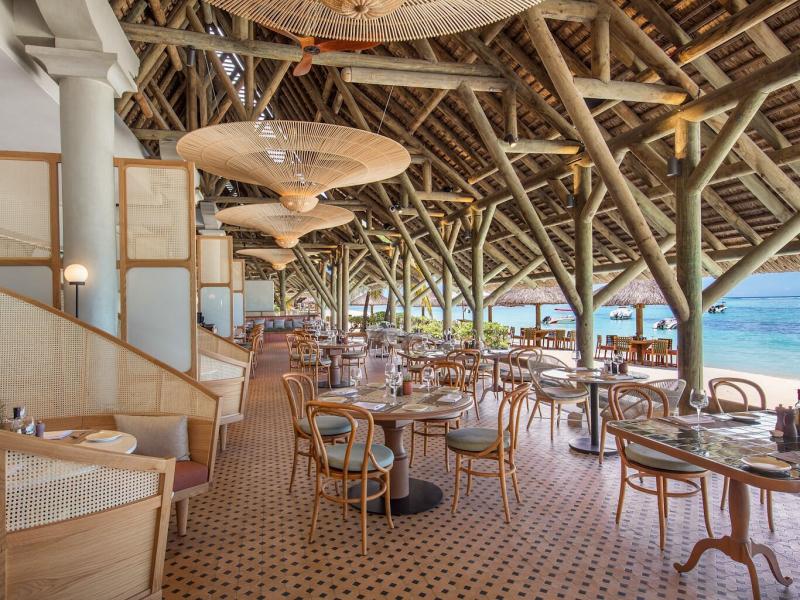 Paradis Beachcomber Golf Resort & Spa