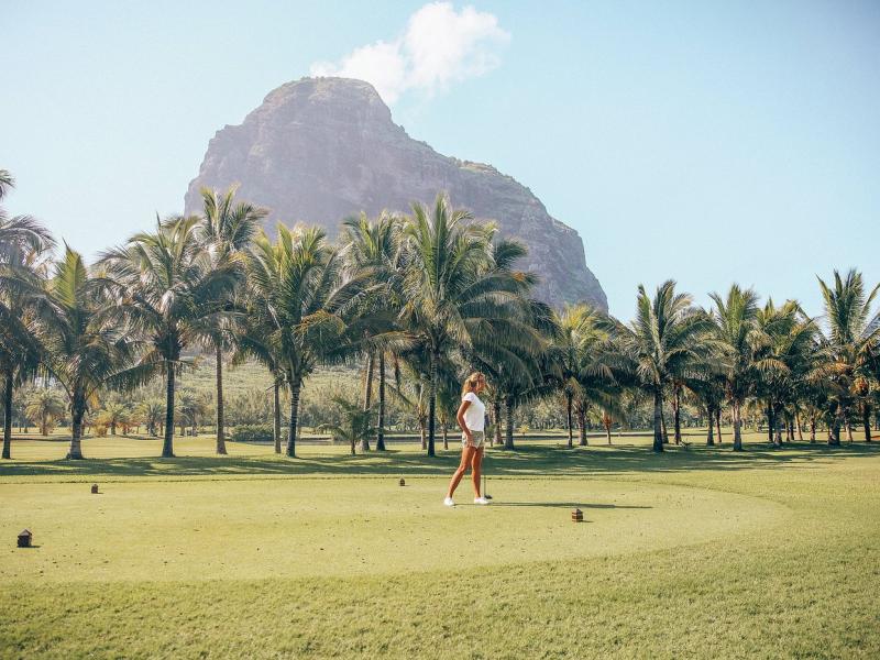 Paradis Beachcomber Golf Resort & Spa
