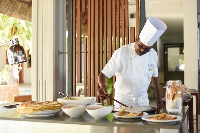 Paradis Beachcomber Golf Resort & Spa