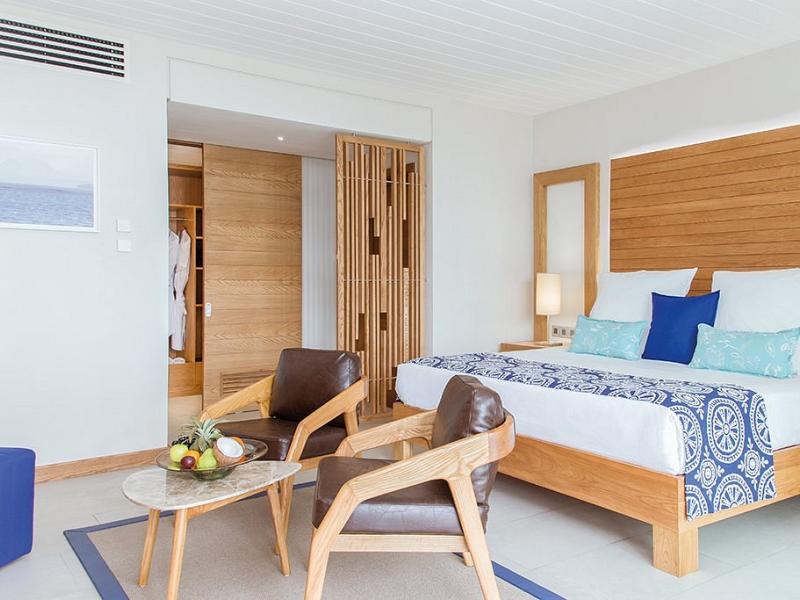 Paradis Beachcomber Golf Resort & Spa