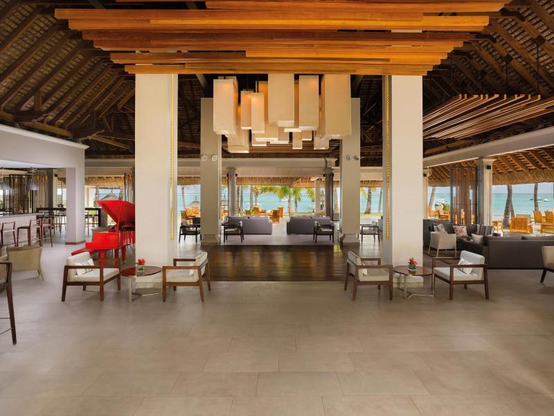 Paradis Beachcomber Golf Resort & Spa