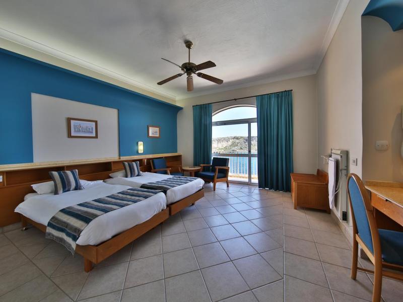 Paradise Bay Resort