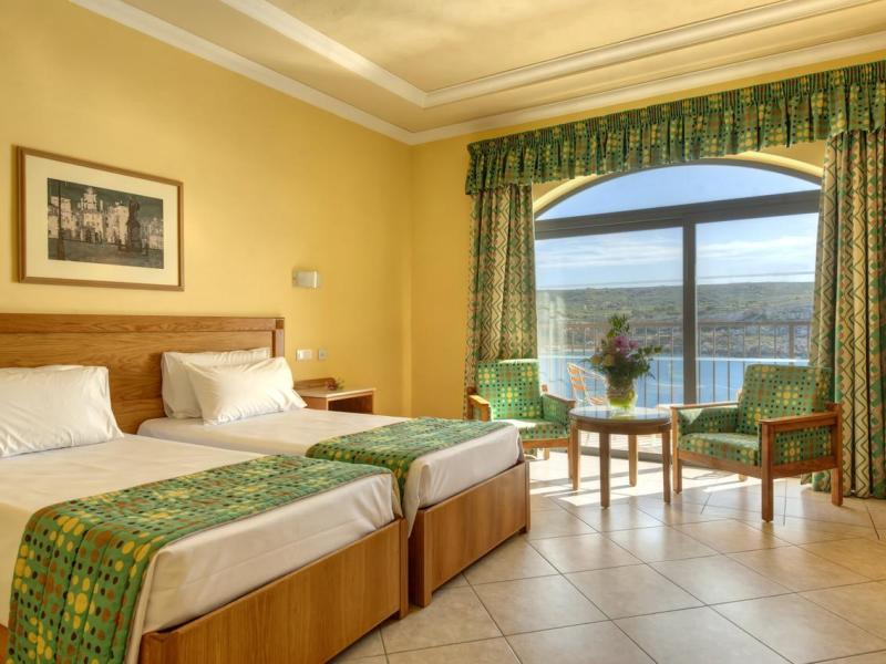 Paradise Bay Resort