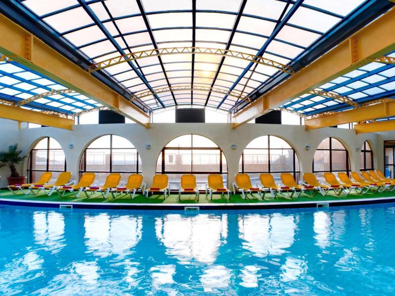 Paradise Bay Resort