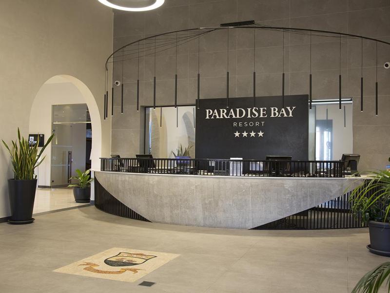 Paradise Bay Resort