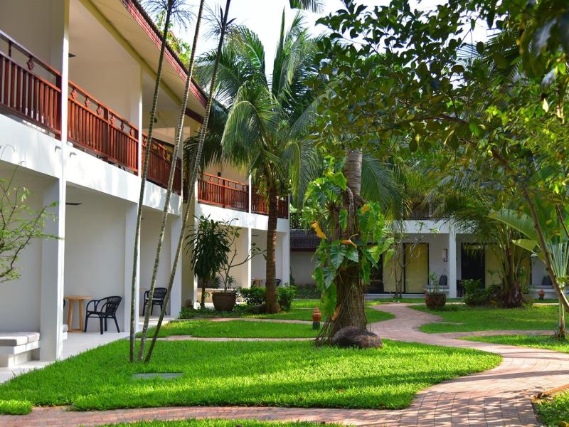 Paradise Beach Resort