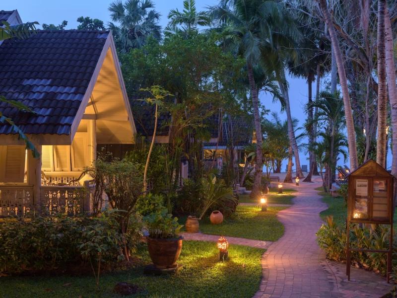 Paradise Beach Resort