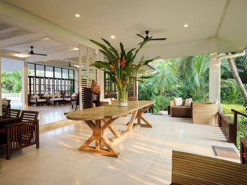Paradise Beach Resort