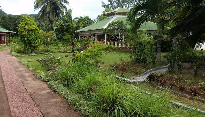 Paradise Flycatchers Lodge