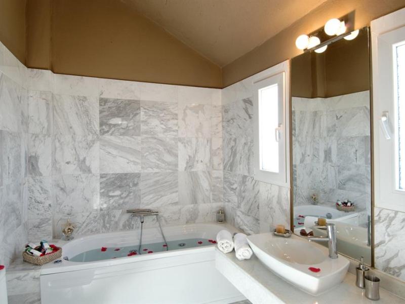 Paradise Island Villas