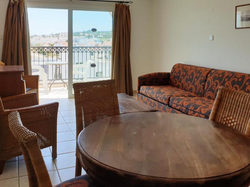 Paramount Hotel Apartments