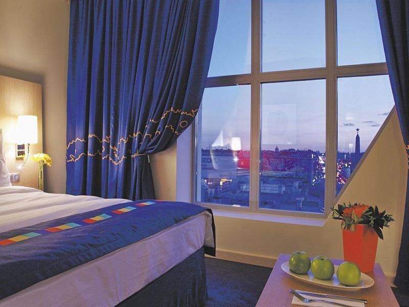 Cosmos Saint-Petersburg Nevsky Hotel